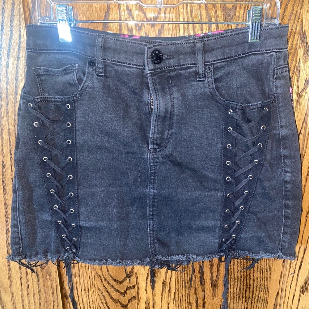 Express black skirt